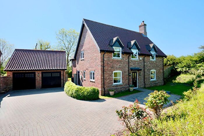 4 Bedroom Detached House For Sale In The Green, Brington, PE28