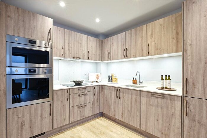 2 Bedroom Apartment For Sale In Wills House, Factory No., East Street, Bedminster, Bristol, BS3