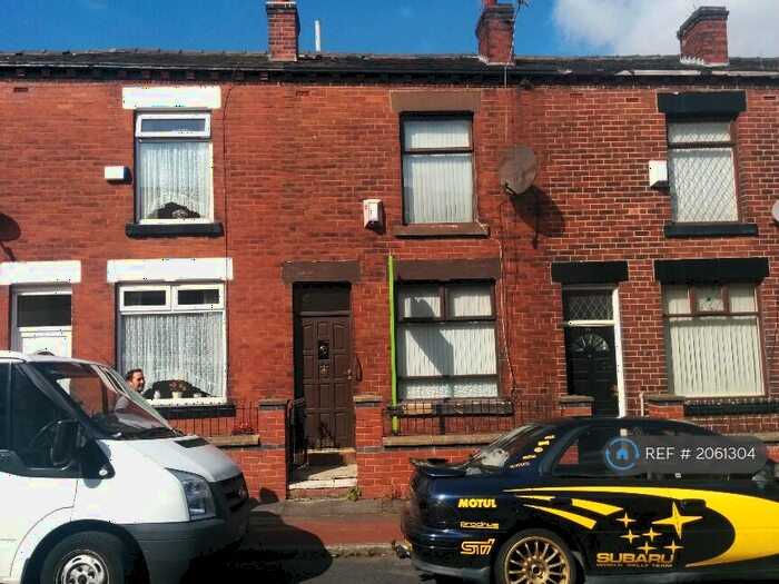 2 Bedroom Terraced House To Rent In Thorne Street, Bolton, BL4