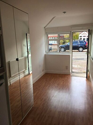Studio To Rent In Very Near Cawdor Crescent Area, Hanwell, W7