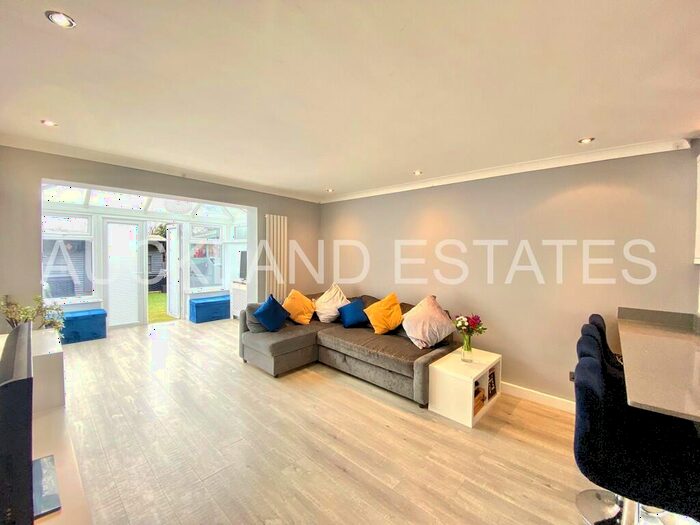 2 Bedroom Terraced House For Sale In Gowar Field, South Mimms, Potters Bar, EN6