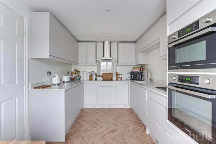 4 Bedroom Terraced House For Sale In St Johns Road, Arlesey, SG15