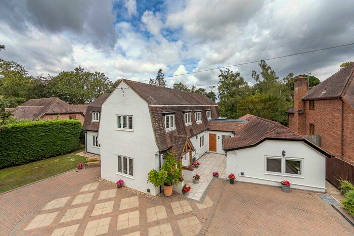 5 Bedroom Detached House For Sale In Lockhams Road, Curdridge, Southampton, Hampshire, SO32