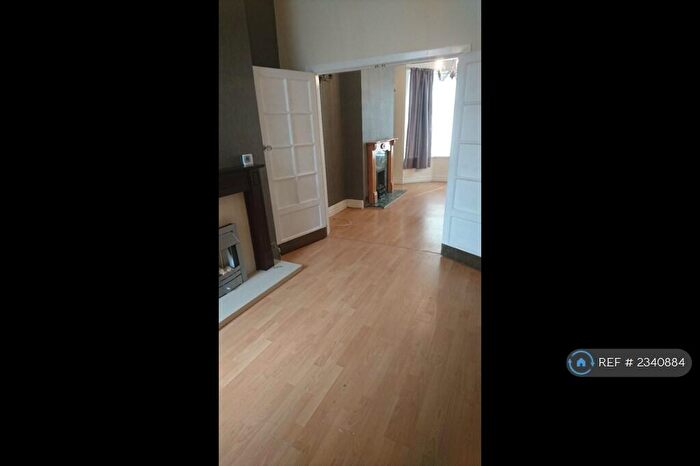 4 Bedroom Terraced House To Rent In Delaunays Road, Manchester, M8