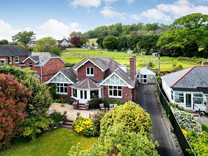 4 Bedroom Detached House For Sale In Warren Road, Dawlish Warren, EX7