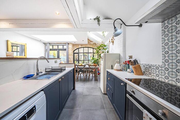 5 Bedroom House To Rent In Priory Avenue, Hornsey, London, N8