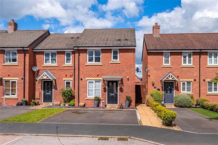 3 Bedroom End Terrace House For Sale In St. Georges Avenue, St. Georges, Telford, Shropshire, TF2