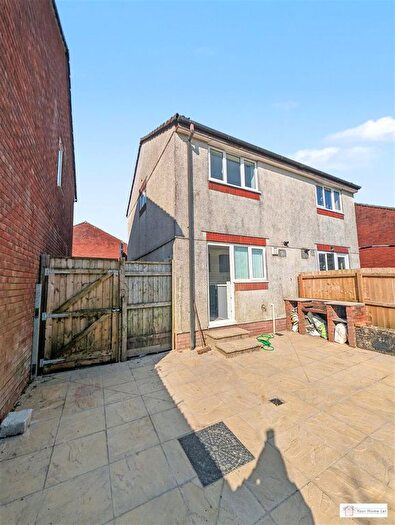 2 Bedroom Semi-Detached House To Rent In Mallet Road, Ivybridge, PL21