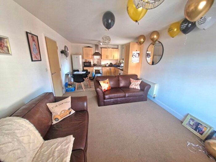 2 Bedroom Apartment To Rent In Main Road, Far Cotton, Northampton, NN4
