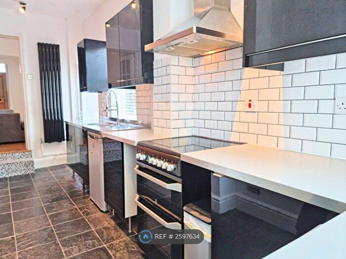 2 Bedroom Terraced House To Rent In Hermitage Road, Erdington, Birmingham, B23