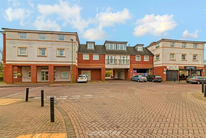 2 Bedroom Flat To Rent In Russet Drive, St Albans, AL4