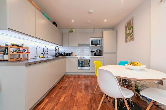 2 Bedroom Flat To Rent In Sesame Apartments, Holman Road, London, SW11