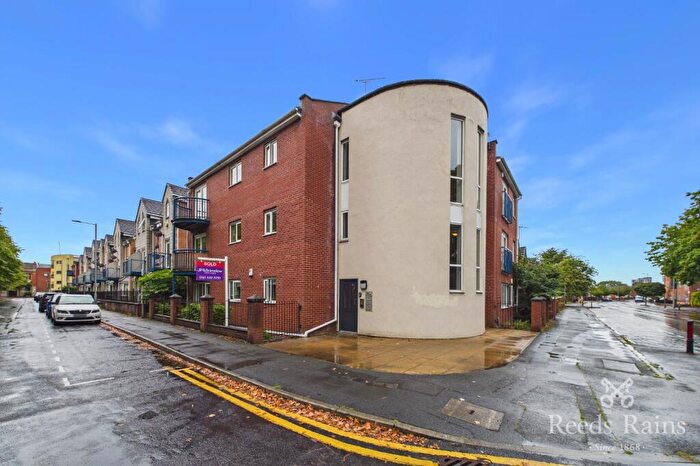 2 Bedroom Apartment For Sale In Dearden Street, Manchester, M15