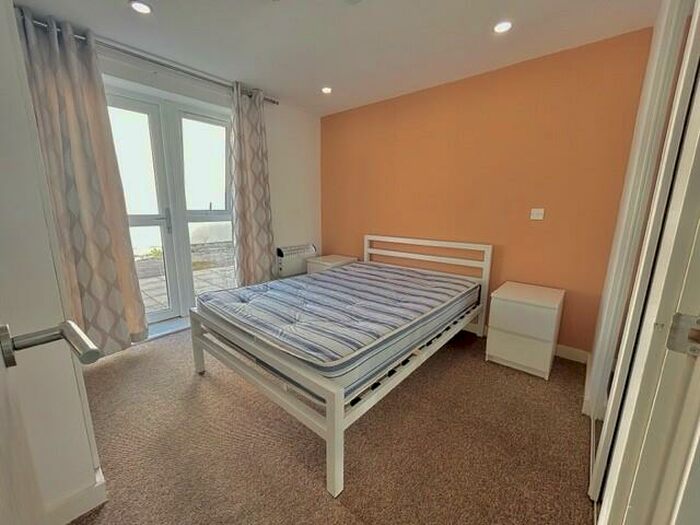 1 Bedroom Apartment To Rent In Richmond Road, Cardiff(City), CF24