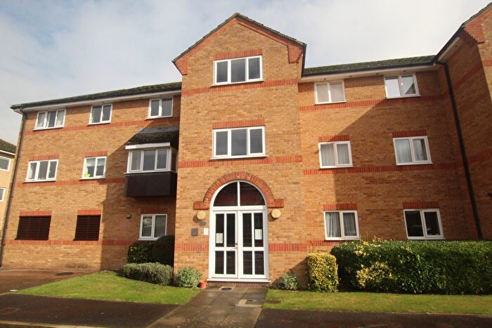 1 Bedroom Flat To Rent In Braziers Quay, South Street, Bishop's Stortford, CM23