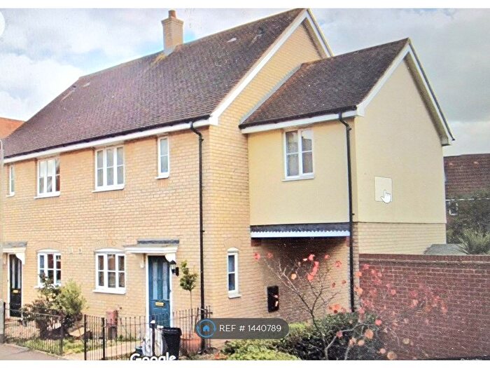 3 Bedroom Semi-Detached House To Rent In Gratian Close, Highwoods, Colchester, CO4