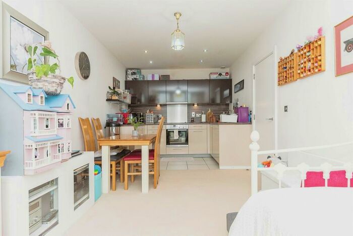 1 Bedroom Flat For Sale In Cotterells, Hemel Hempstead, HP1