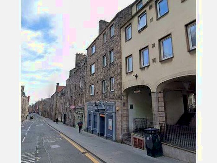 2 Bedroom Flat To Rent In Canongate, Edinburgh, EH8