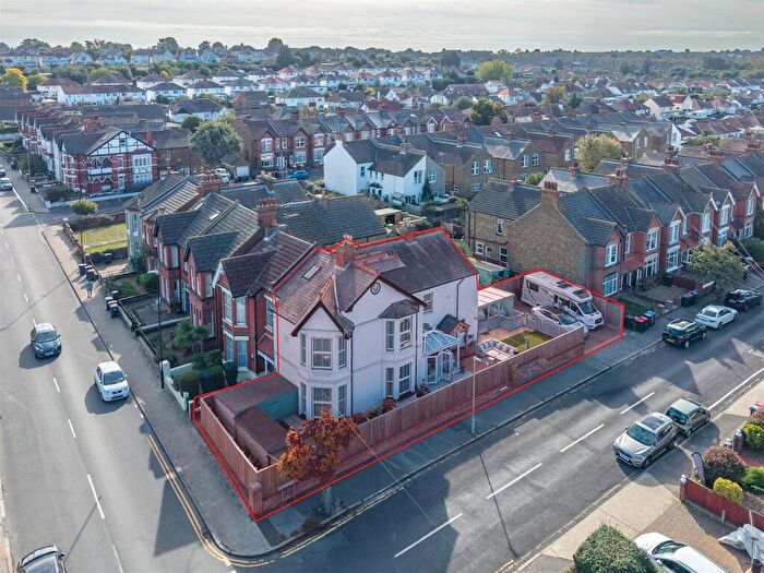 4 Bedroom Semi Detached House For Sale In Mickleburgh Hill, Herne Bay, CT6