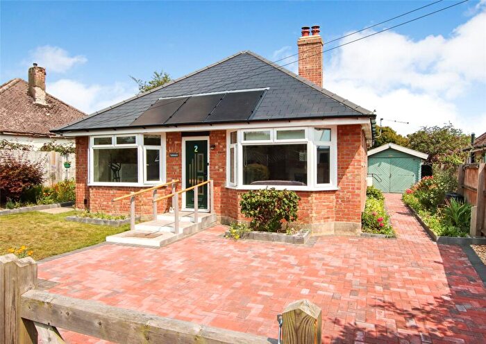 2 Bedroom Bungalow For Sale In Whitaker Crescent, Pennington, Lymington, Hampshire, SO41