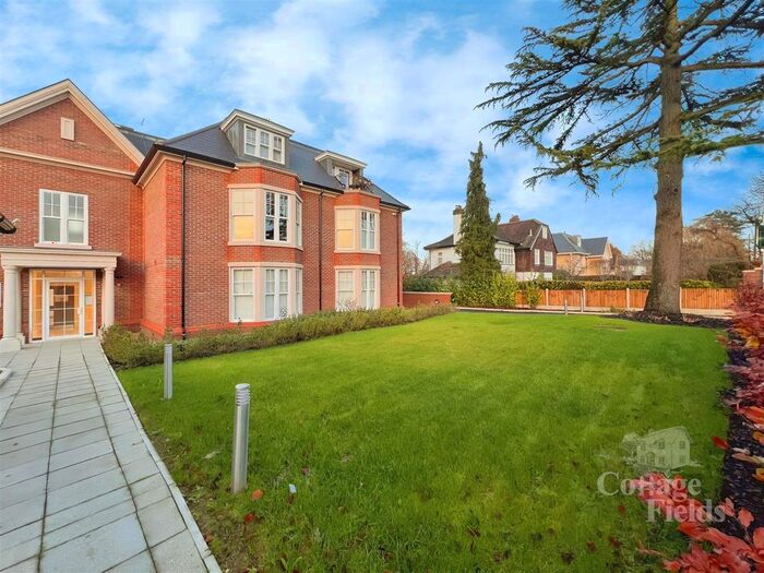 1 Bedroom Flat To Rent In Camlet Way, Barnet, EN4