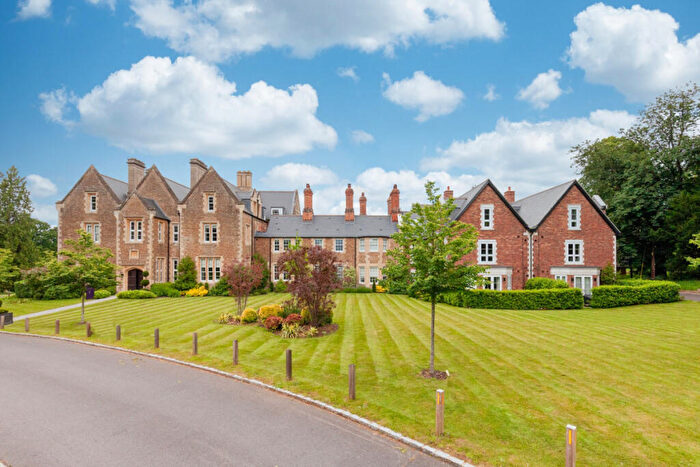 1 Bedroom Flat For Sale In Parklands Besselsleigh, OX13