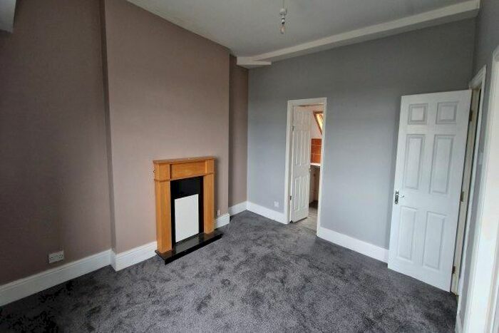 1 Bedroom Flat To Rent In B Manchester Road, Burnley, BB11