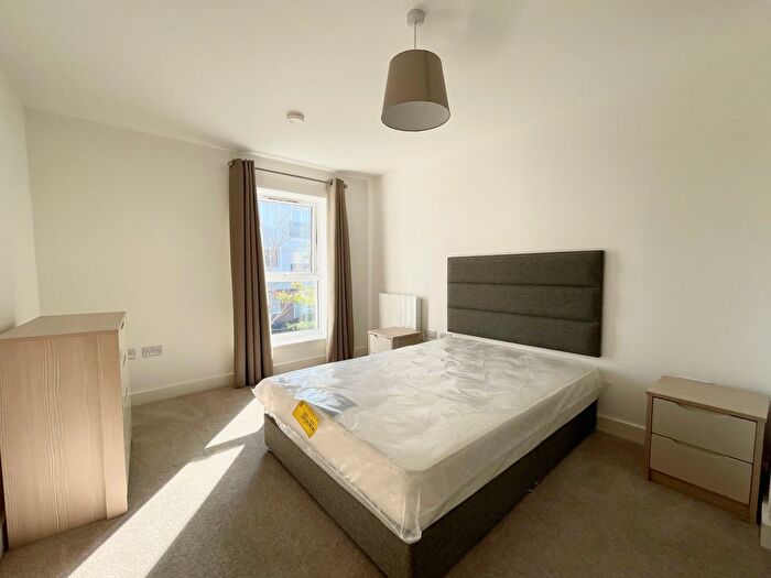 1 Bedroom Flat To Rent In Turnpike Lane, Faygate, Horsham, RH12