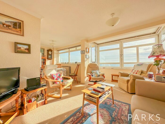 2 Bedroom Flat To Rent In Berriedale House, Kingsway, BN3