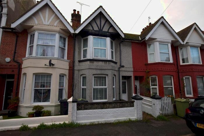 3 Bedroom Town House To Rent In Reginald Road, Bexhill-On-Sea, TN39