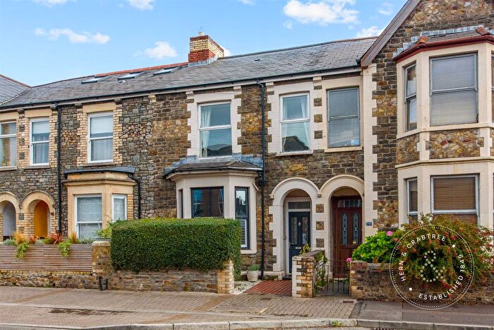3 Bedroom Terraced House For Sale In Wyndham Crescent, Cardiff, CF11