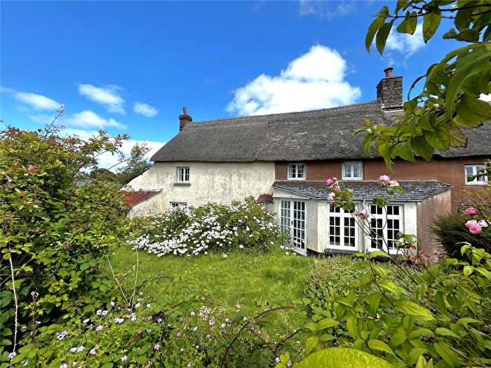 4 Bedroom Semi-Detached House For Sale In Kings Nympton, Umberleigh, Devon, EX37