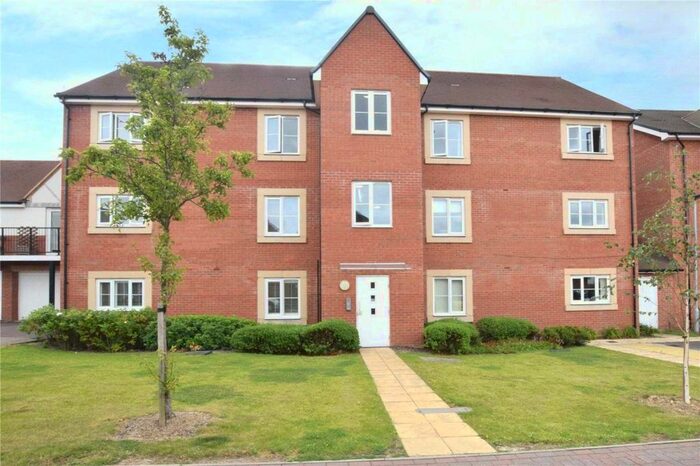 2 Bedroom Flat To Rent In Bushey, Aldenham Road, WD23