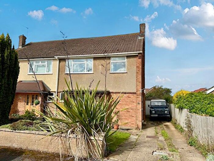 3 Bedroom Semi-Detached House For Sale In West Way, Kettering, NN15