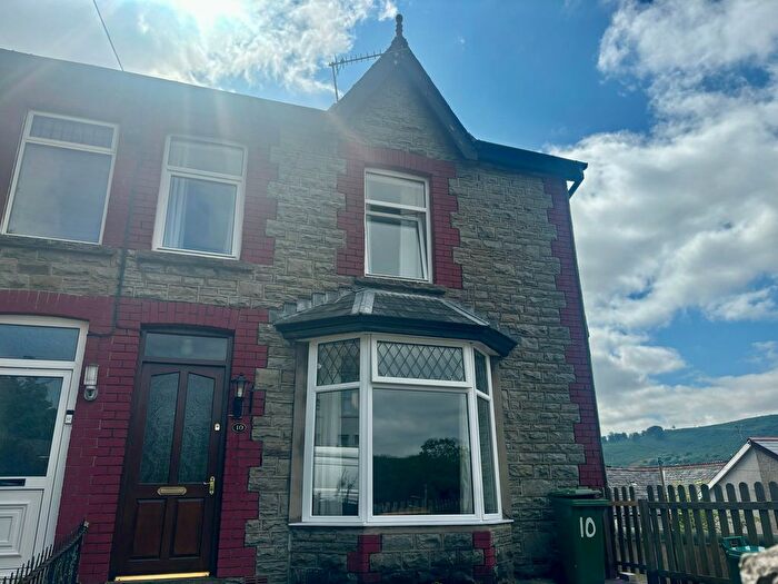 3 Bedroom Semi-Detached House To Rent In Aberffrwd Road, Mountain Ash, CF45