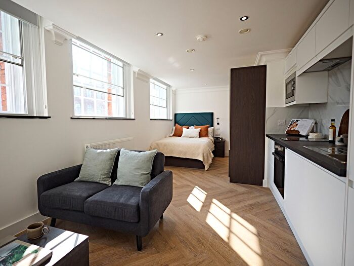 Studio To Rent In Apt, - Cookridge Street #, LS2