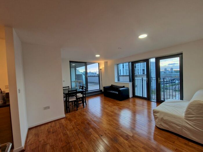 2 Bedroom Flat To Rent In High Street, London, E15