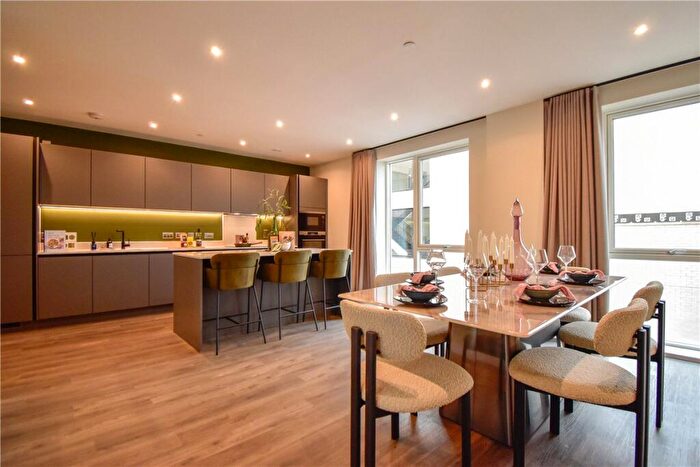 2 Bedroom Apartment For Sale In Knights Park, Eddington, Cambridge, CB3