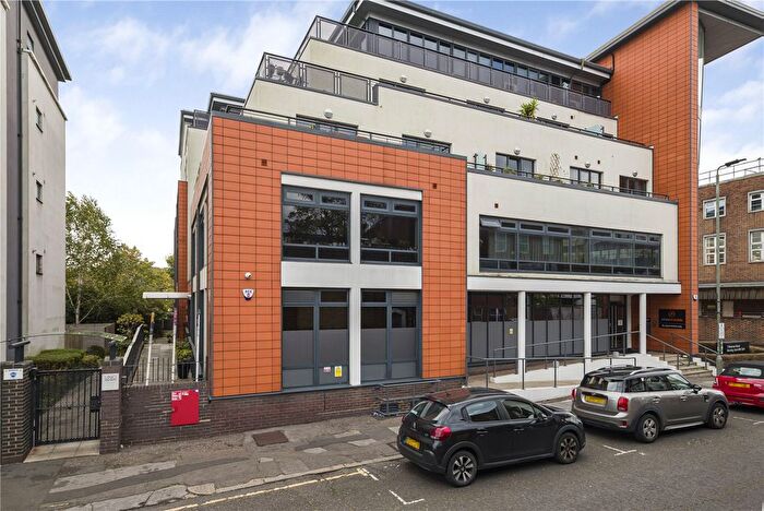 2 Bedroom Flat For Sale In Sherman Road, Bromley, BR1