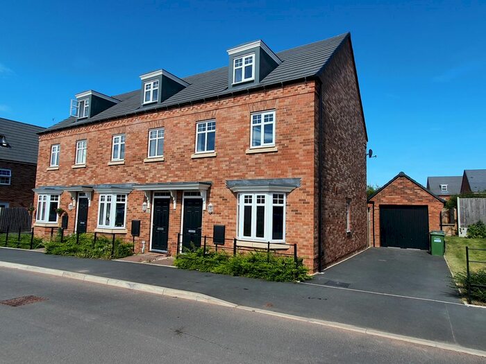 3 Bedroom End Of Terrace House To Rent In Blandford Way, Market Drayton, TF9