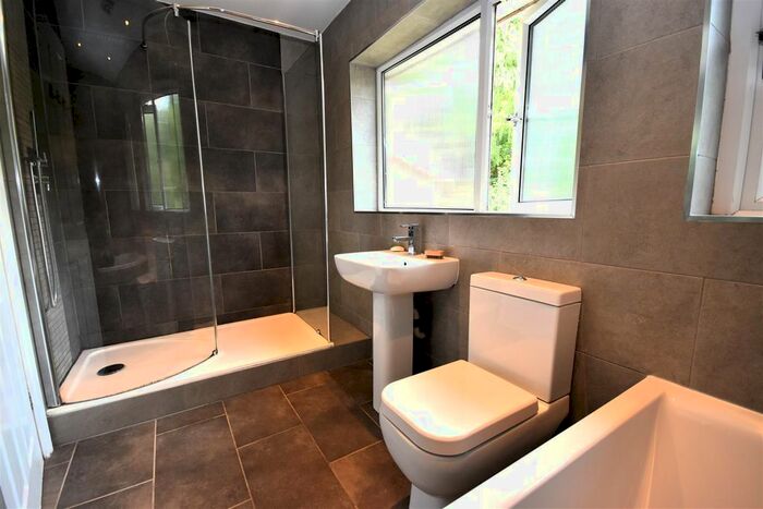 3 Bedroom Detached House To Rent In Ferens Close, Durham, DH1