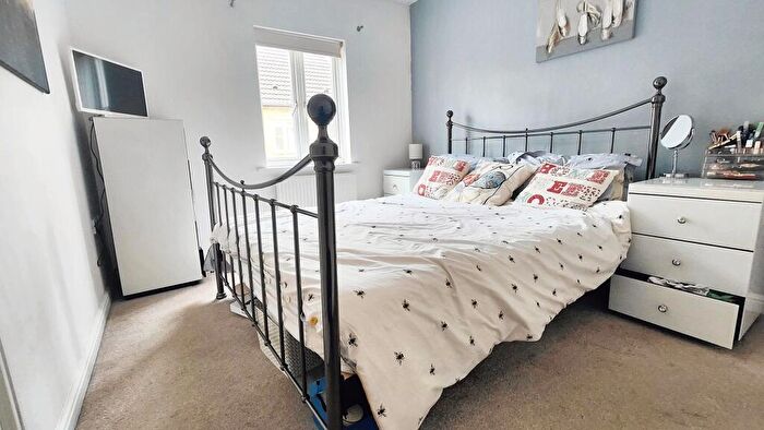 3 Bedroom Terraced House For Sale In Shepherds Walk, Bradley Stoke, BS32