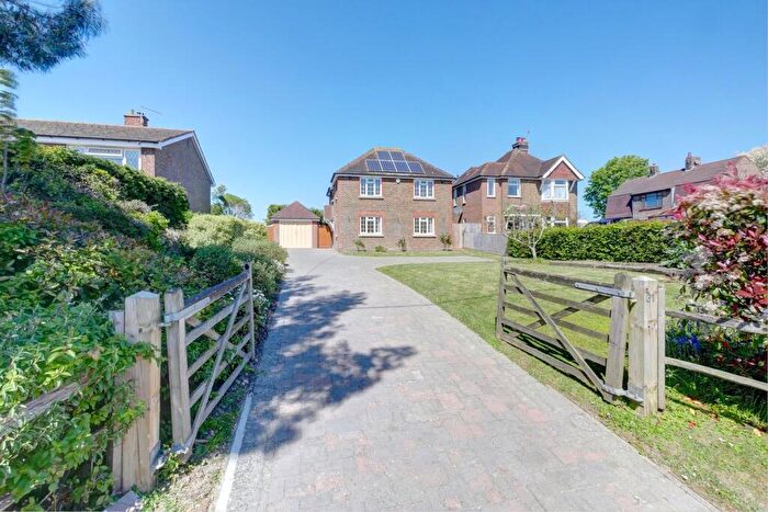 4 Bedroom Detached House For Sale In Battle Road, Hailsham, BN27