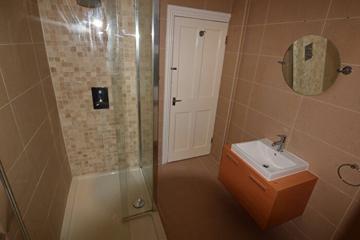 1 Bedroom Flat To Rent In Carr Road, London, E17