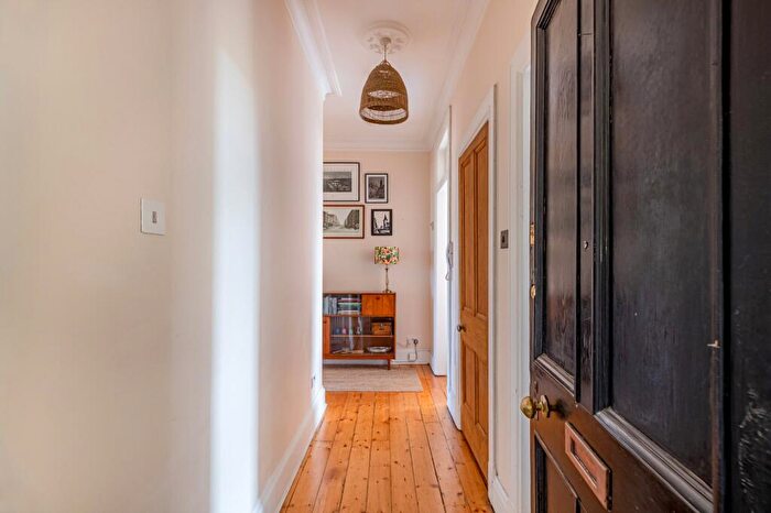 1 Bedroom Apartment For Sale In Dumbarton Road, Partick, Glasgow, G11