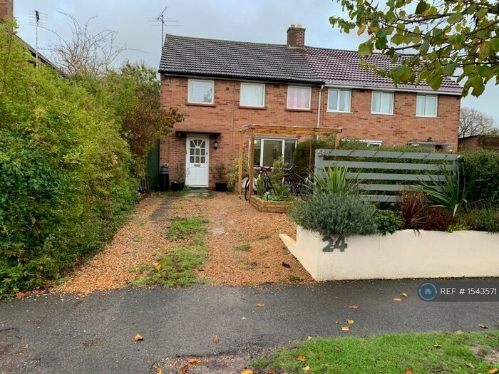 3 Bedroom Semi-Detached House To Rent In Tillyard Way, Cambridge, CB1