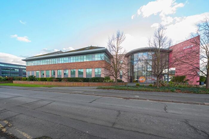 2 Bedroom Flat To Rent In Slough, Berkshire, SL1