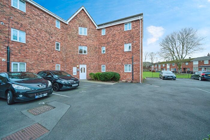 2 Bedroom Flat For Sale In Barley Mere Close, Newton-Le-Willows, Merseyside, WA12