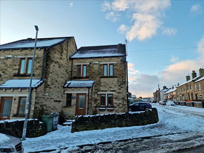 3 Bedroom Semi-Detached House To Rent In Meal Hill, Slaithwaite, Huddersfield, HD7