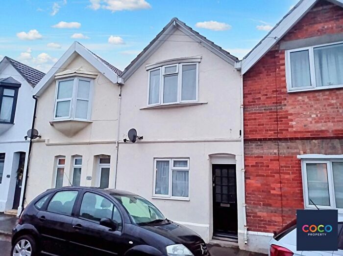 3 Bedroom Terraced House To Rent In Ferndale Road, Weymouth, DT4